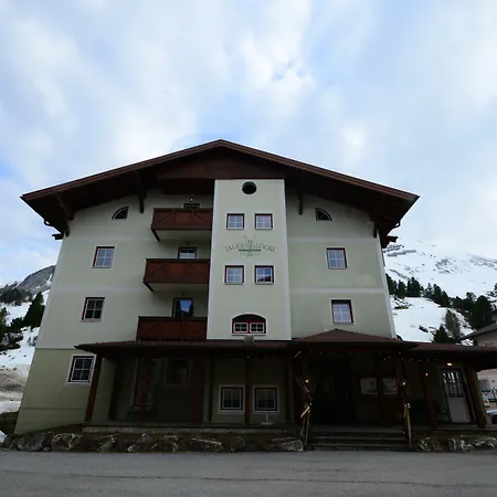 Tauerngloeckl Hotel 3*